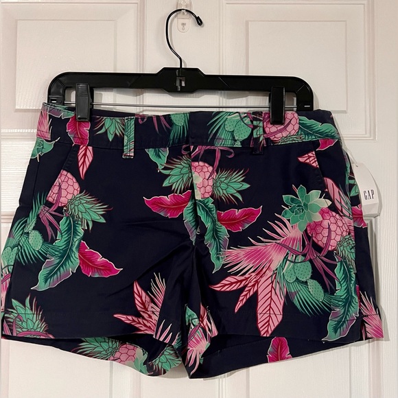 GAP Pants - Gap City Short - NWT